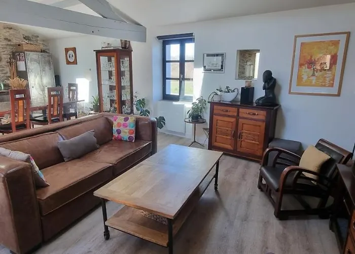 Longère Typique à 2 Km De La Casa vacanze *